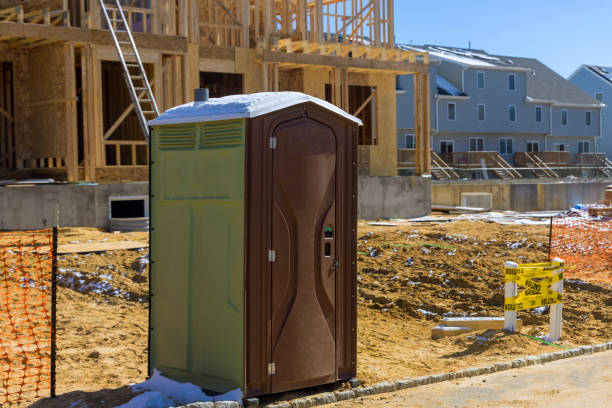 Portable Toilet Options We Offer in Shrewsbury, NJ
